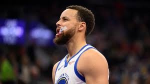 2025 赛季回顾：洛杉矶道奇队全员在夺冠后的游行中集体佩戴 34 号臂章向传奇致敬