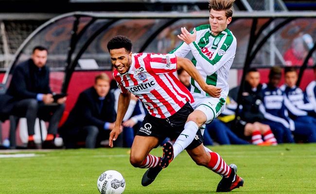 为球队的中 为球队的中